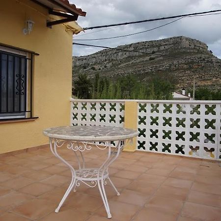 La Casa Del Rio Villa Granja Llumes Luaran gambar